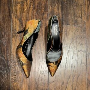 Charles by Charles David Low Jacquard Shiny 
Flower Detail Multicolor Heels